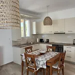 Sarris Village Hill House 3