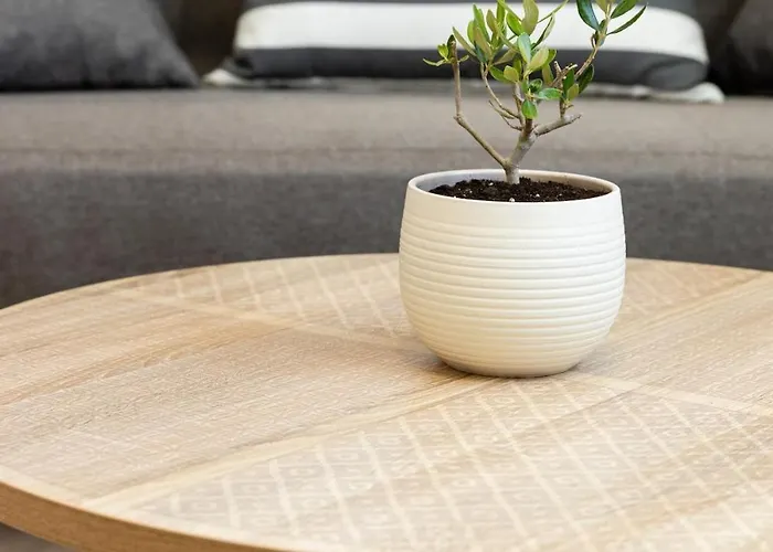 Sarris Village Hill House 3